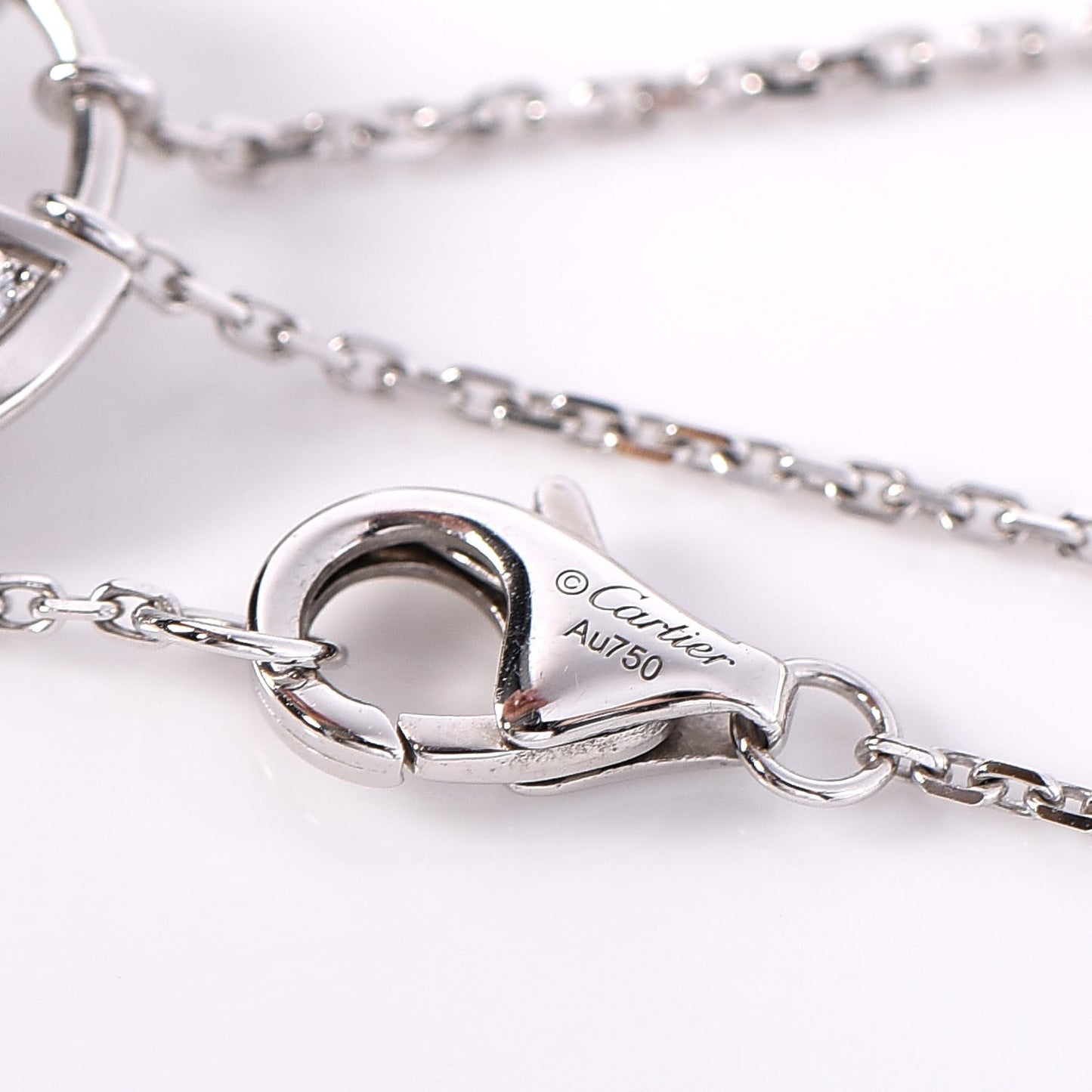 18K White Gold Diamond XS Amulette de Pendant Necklace