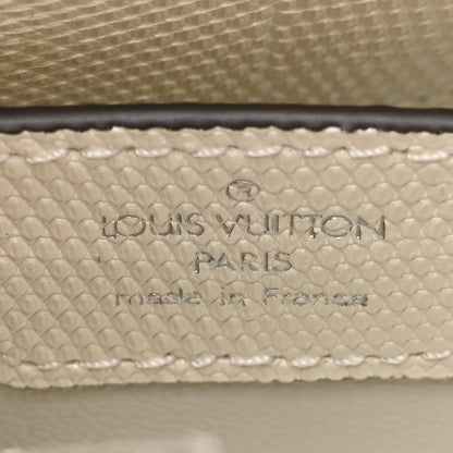 Louis Vuitton Taurillon Lizard Flower Chain Capucines Nano Ivory Sparkle 8 of 13