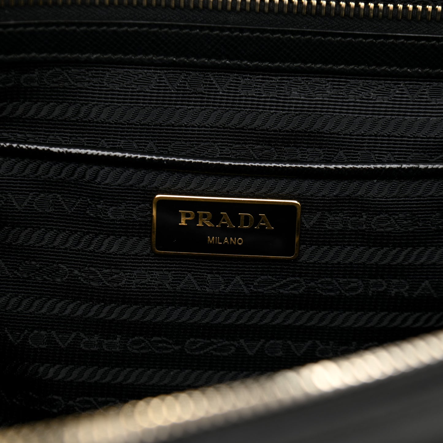 Saffiano Vernice Medium Double Zip Tote Black