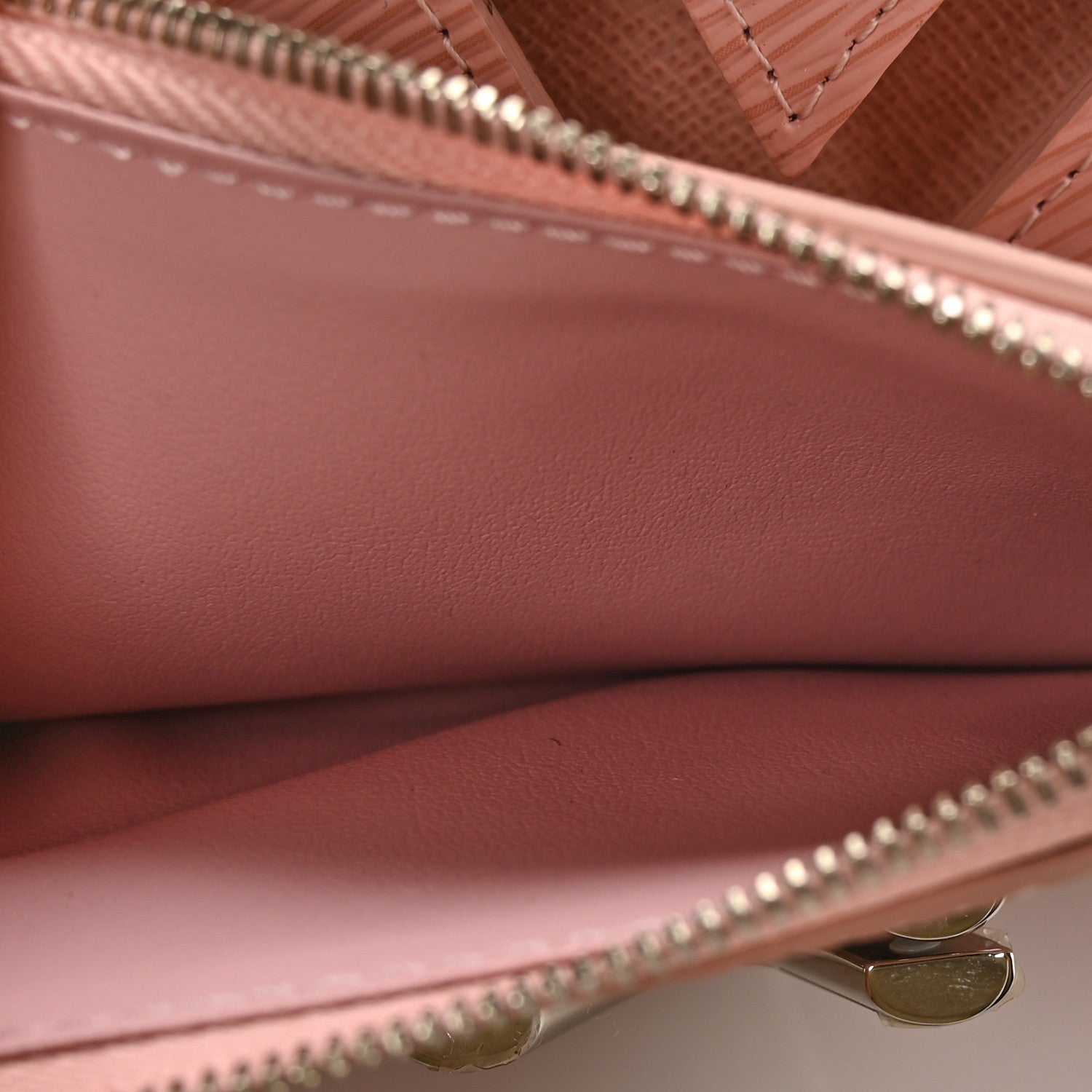 Louis Vuitton Epi Twist Compact Wallet Rose Ballerine 6 of 7