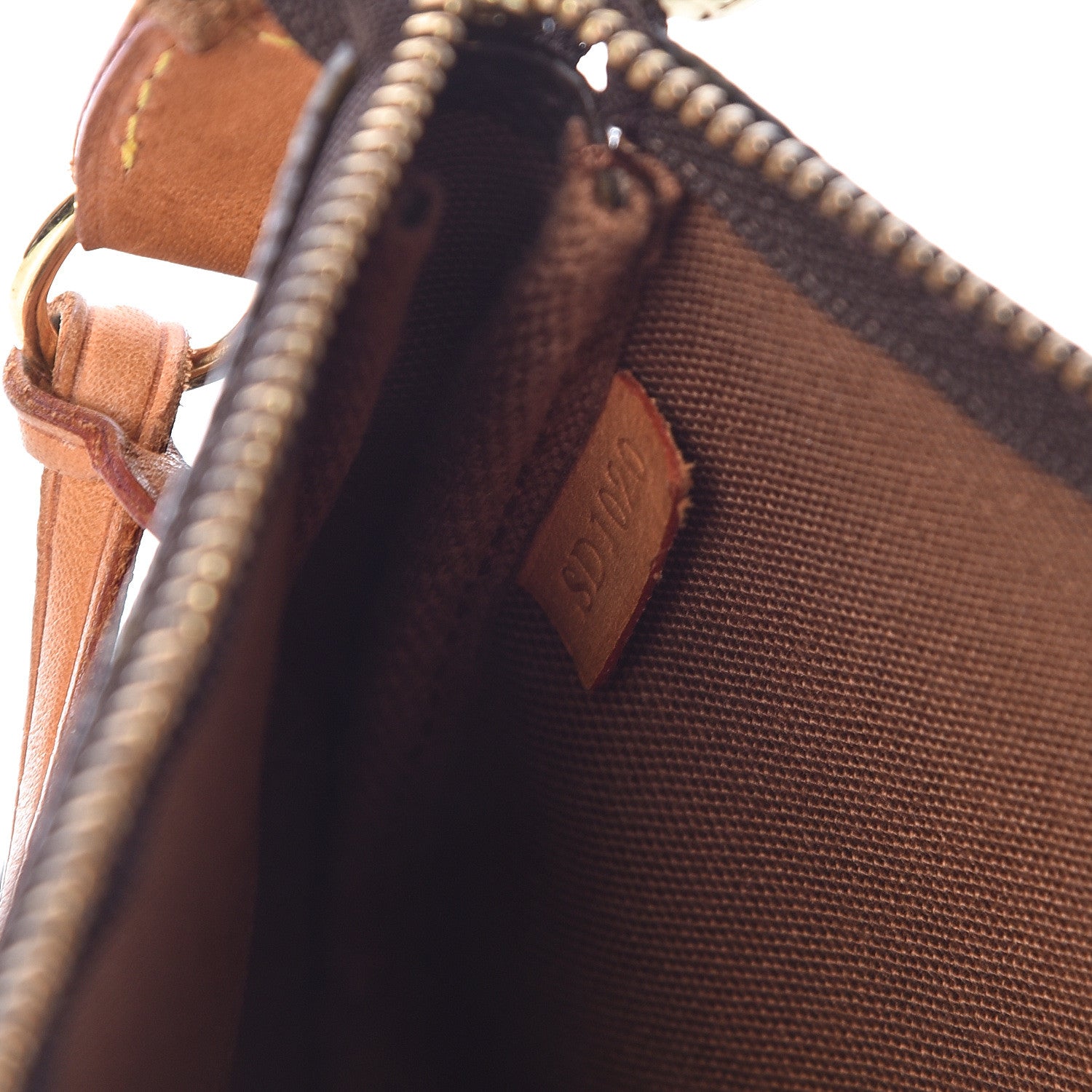 Louis Vuitton Monogram Pochette Accessories 7 of 10