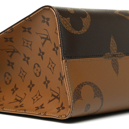 Louis Vuitton Reverse Monogram Giant Onthego MM 6 of 10