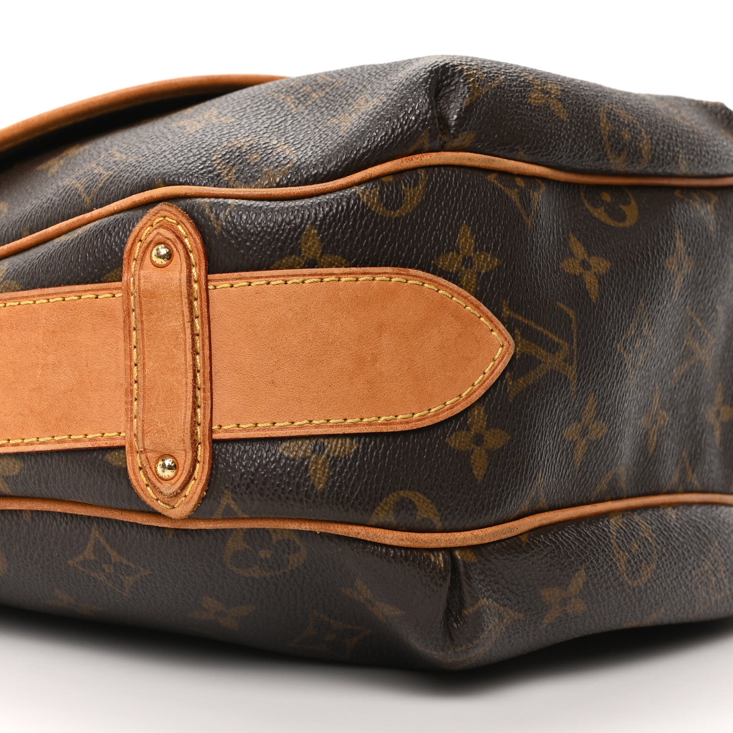 Louis Vuitton Monogram Tulum GM 8 of 9