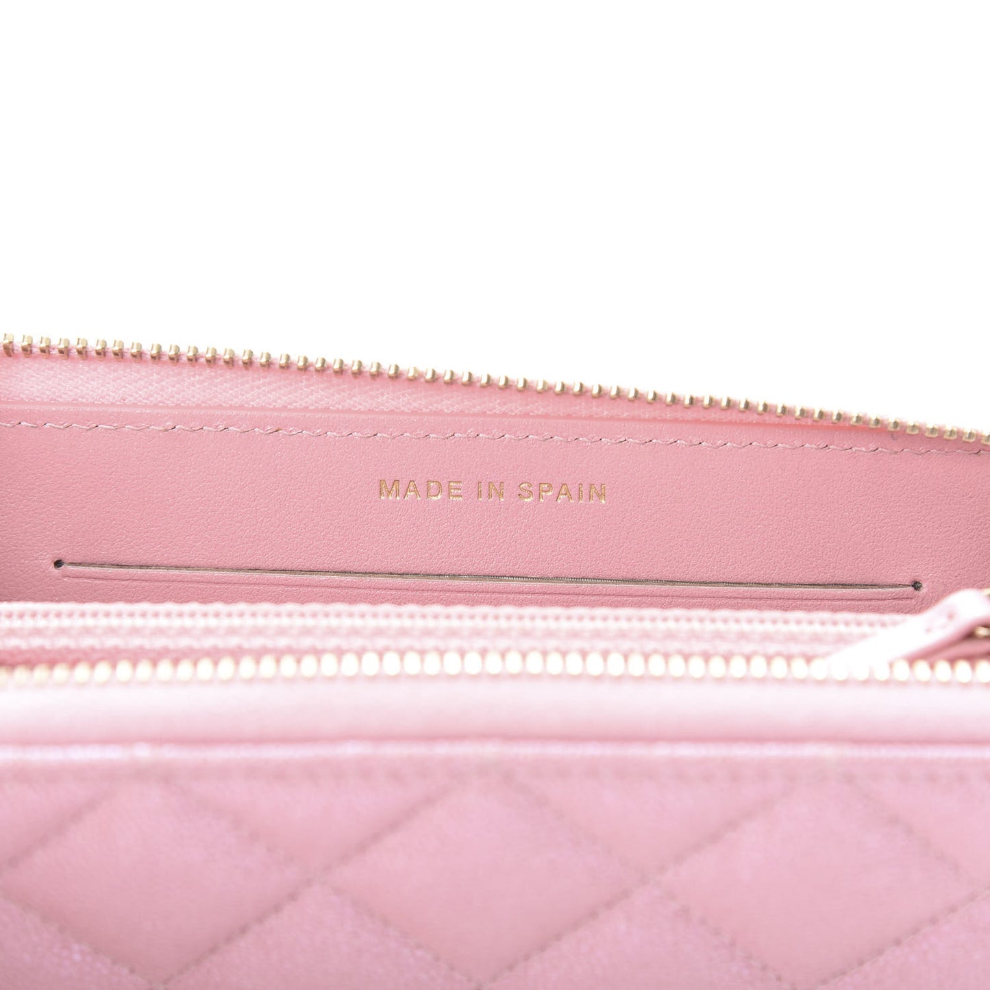 Iridescent Caviar Quilted Medium Zip Around Wallet Pink