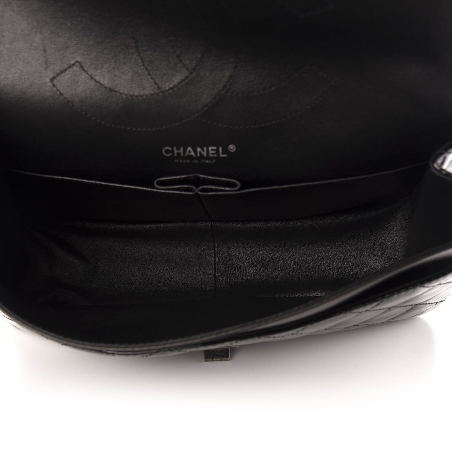 Distressed Patent Quilted 2.55 Reissue 227 Flap Black