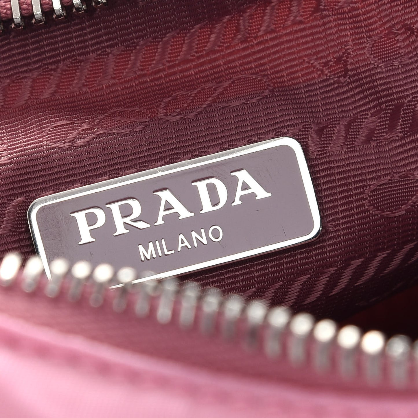 Nylon Re-Edition 2005 Shoulder Bag Rosa