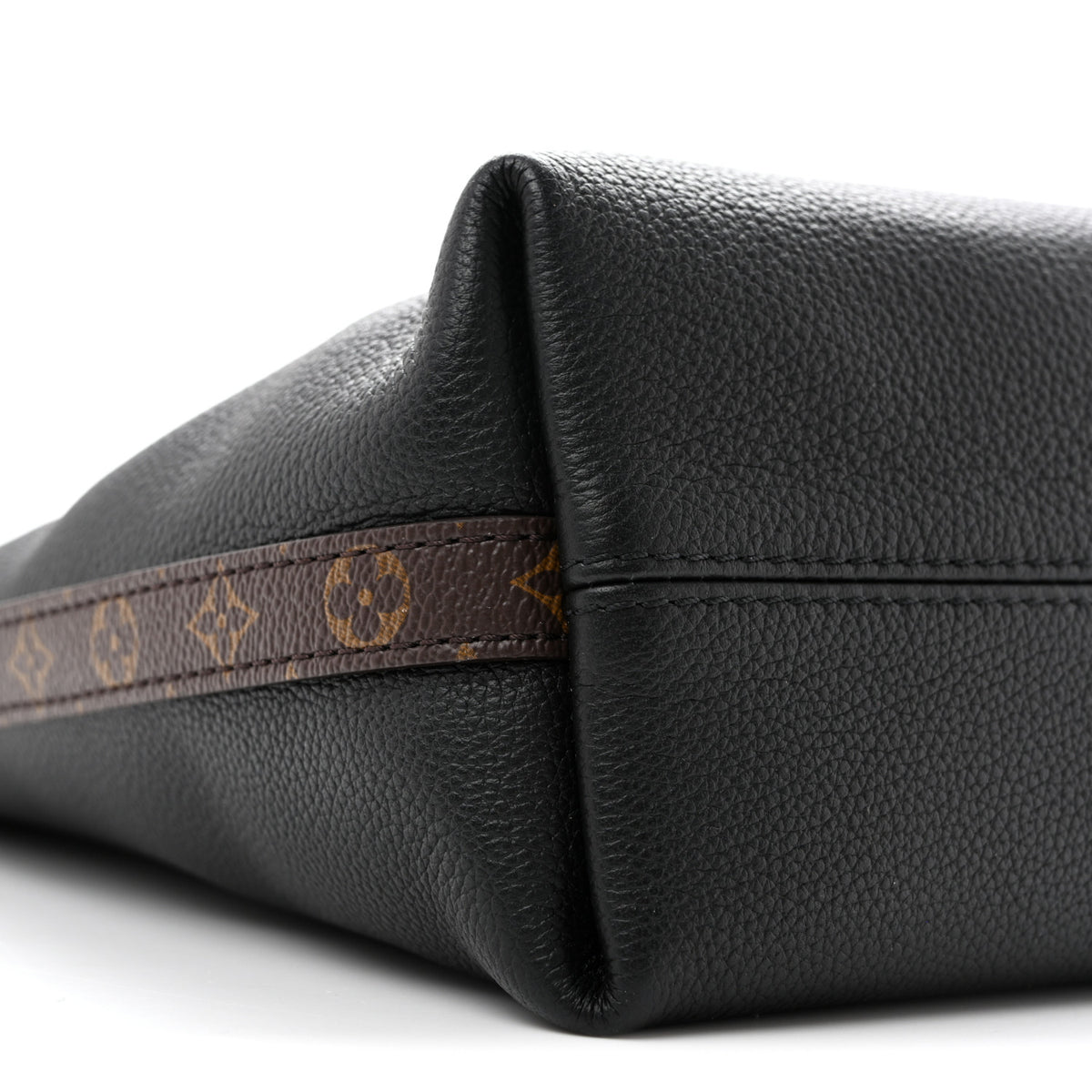 Louis Vuitton Calfskin Multipass Black 8 of 11