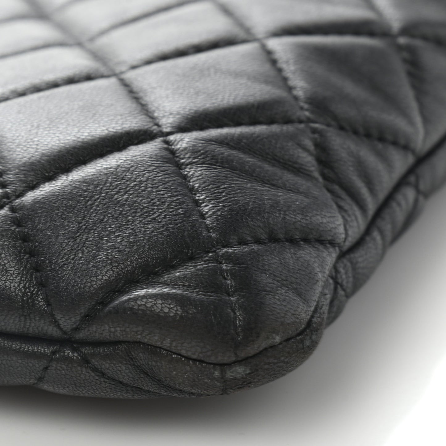 Lambskin Quilted Large Cosmetic Case Black