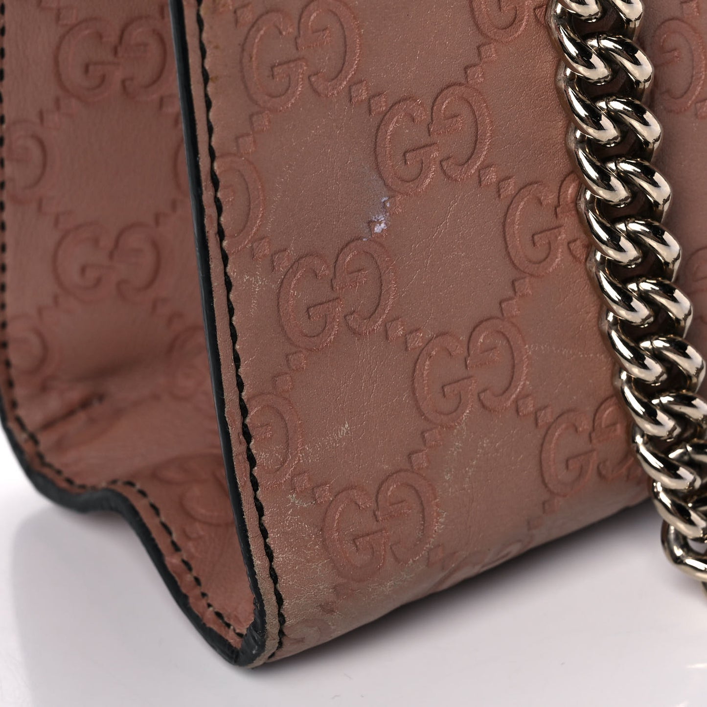 Guccissima Medium Emily Chain Shoulder Bag Camelia