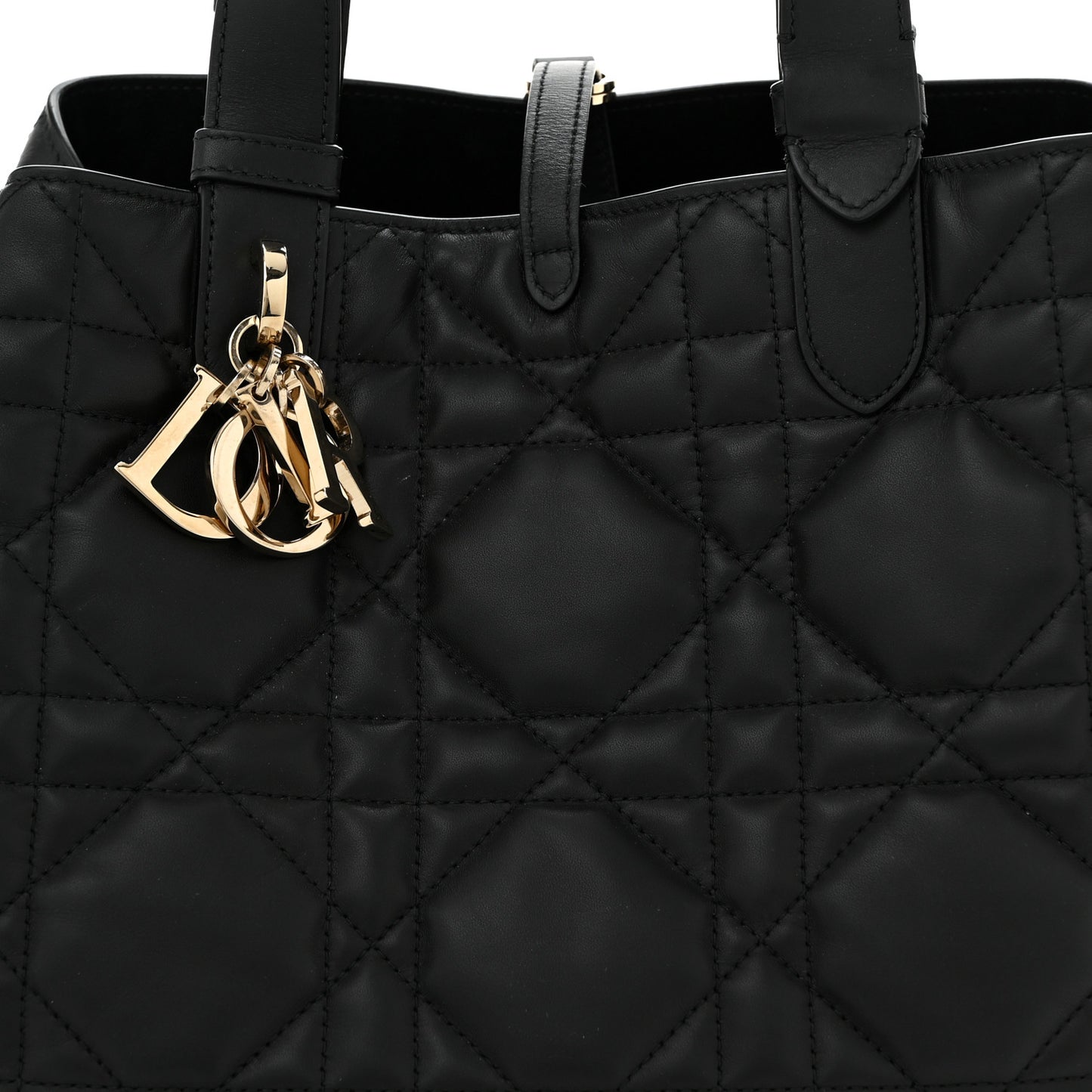 Calfskin Macrocannage Medium Toujours Black