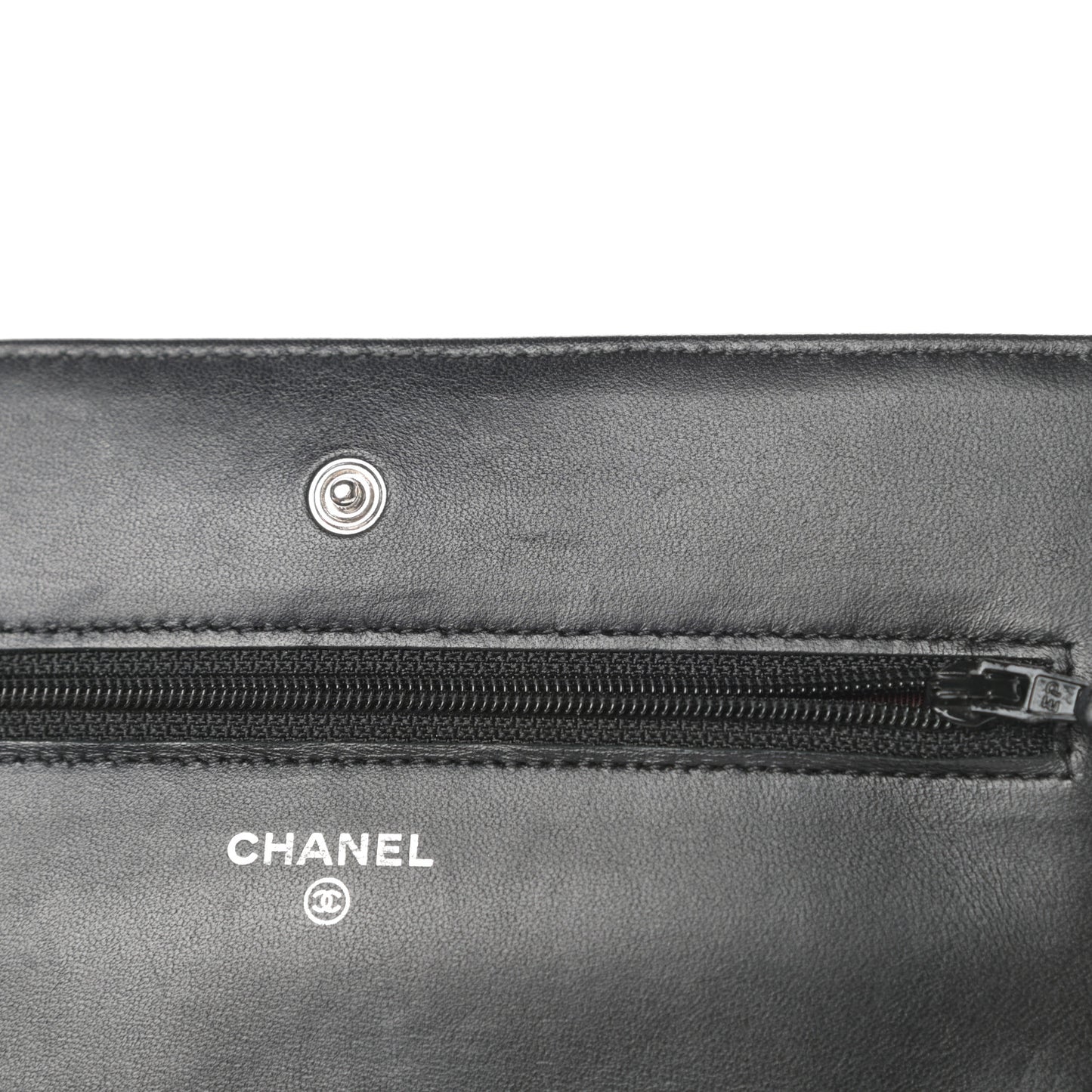 Lambskin Quilted Wallet On Chain WOC Black