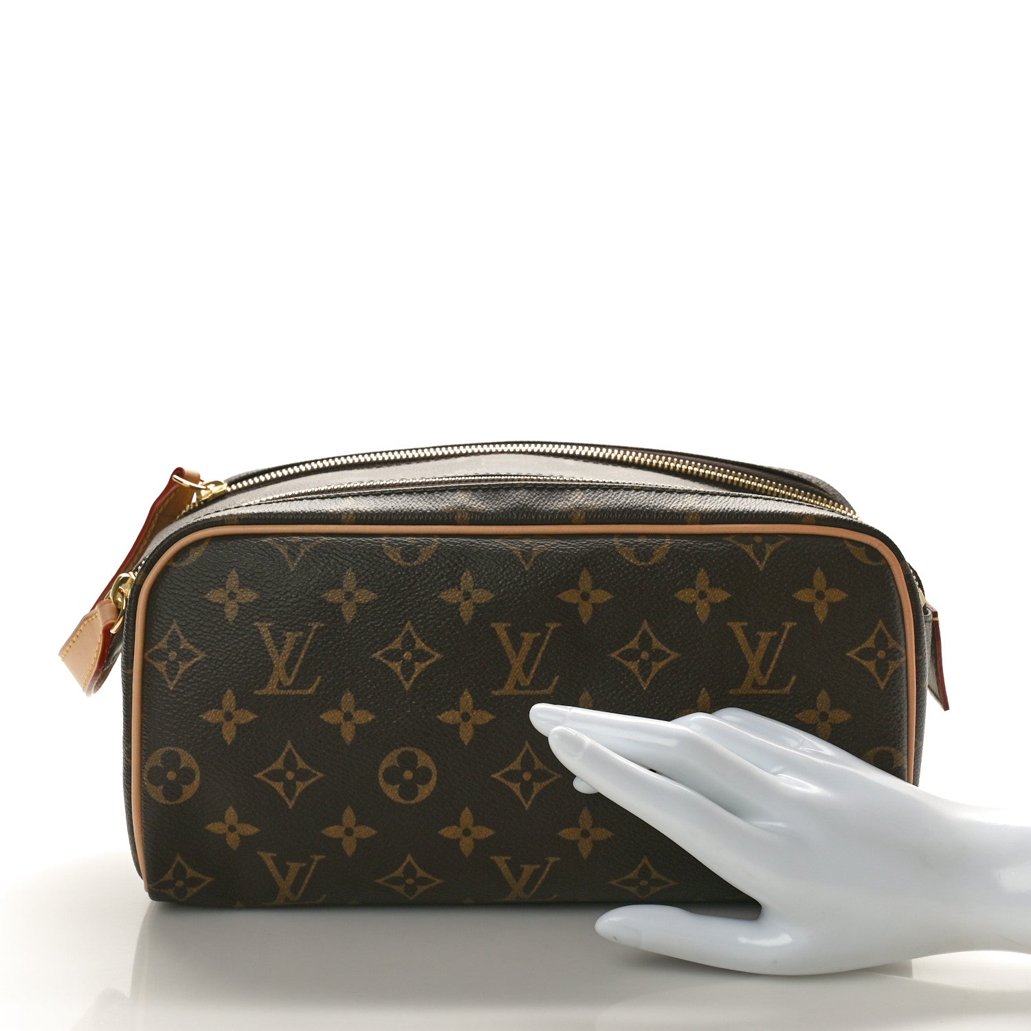 Louis Vuitton Monogram Dopp Kit Toilet Pouch 2 of 7
