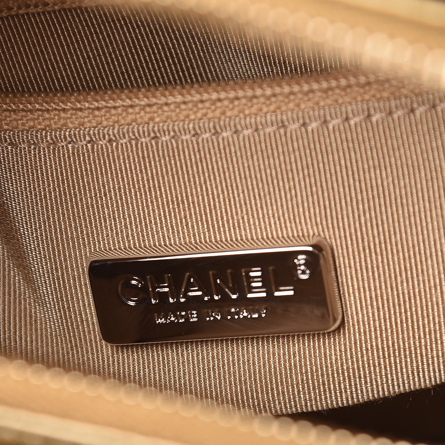 Chanel Metallic Calfskin Crocodile Embossed Cocodile Small Gabrielle Hobo Gold 7 of 11