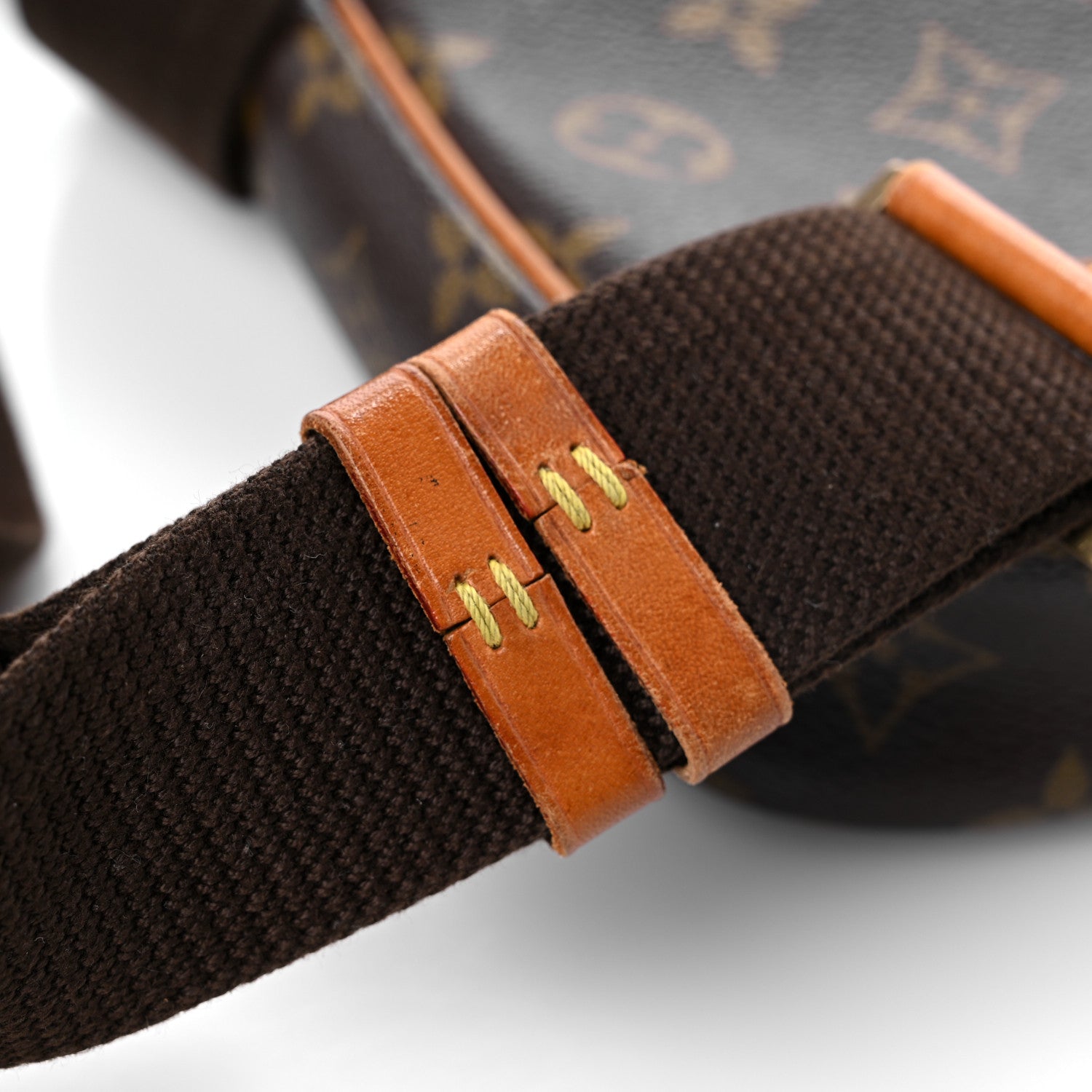 Louis Vuitton Monogram Pochette Gange 12 of 13