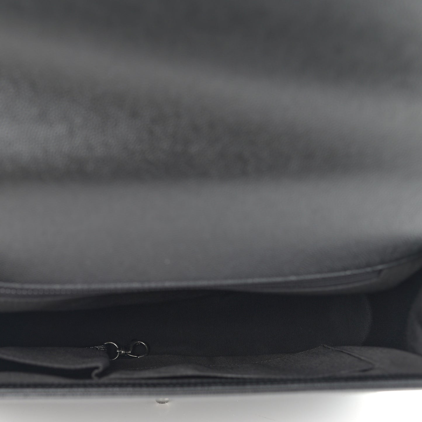 Caviar Quilted Large Boy Flap Black