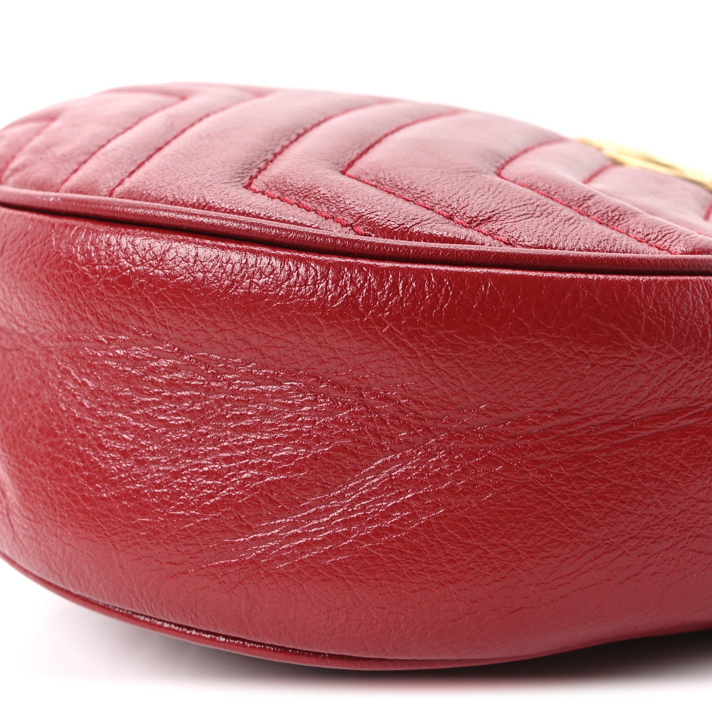 Glazed Calfskin Matelasse Heart Mini GG Marmont Round Shoulder Bag Romantic Cerise