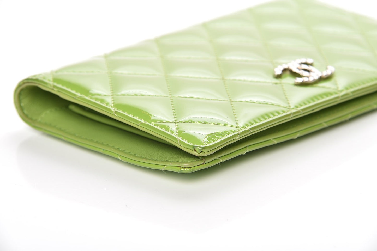 Patent Quilted Brilliant Yen Wallet Green