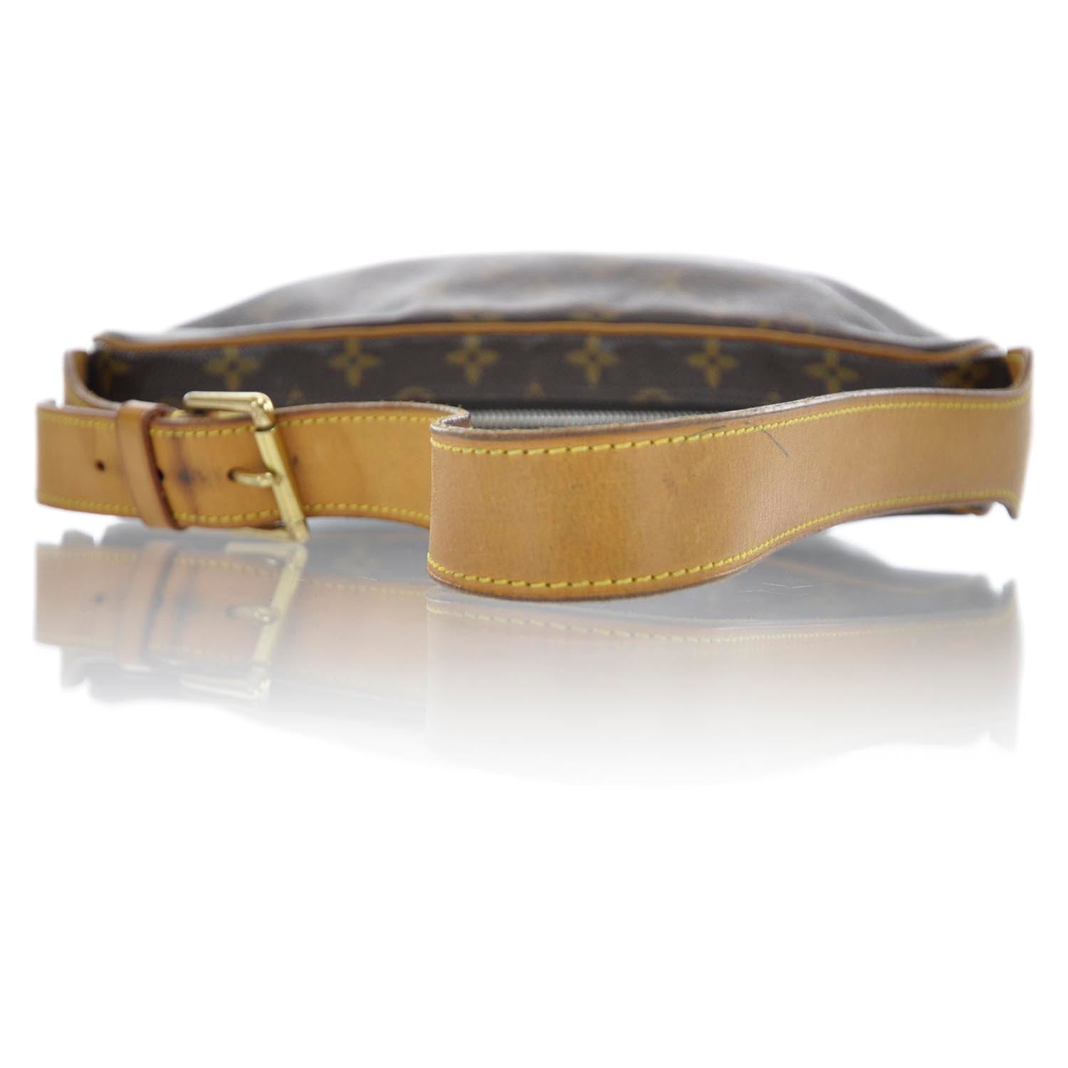 Louis Vuitton Monogram Croissant MM 4 of 11