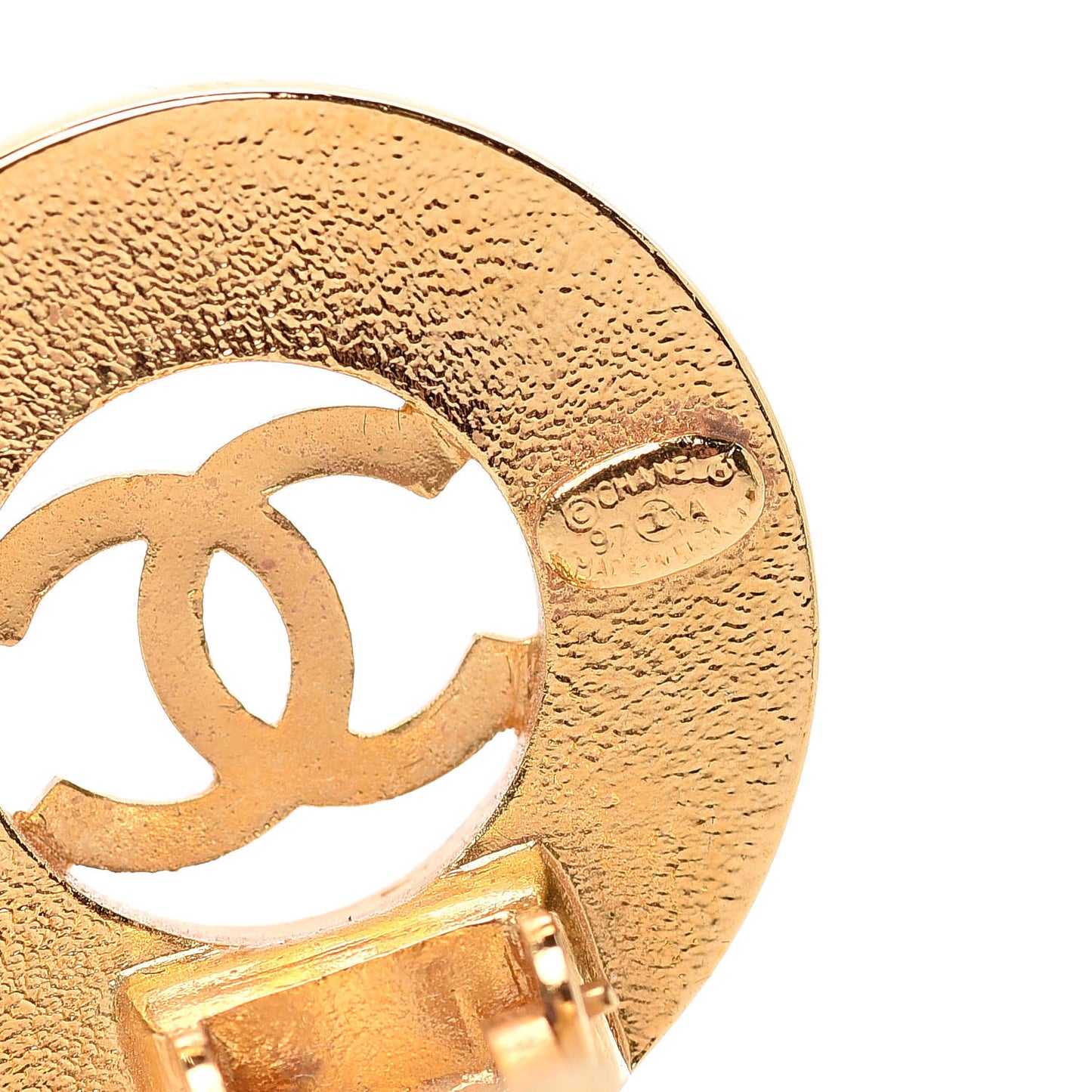 Round CC Clip On Earrings Gold