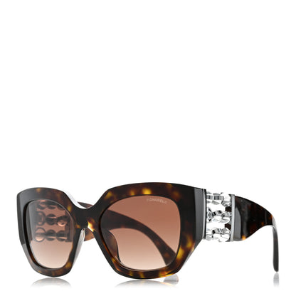 Chanel Acetate Glass Pearl Polarized Oval Sunglasses 5545-A Tortoise 1 of 9