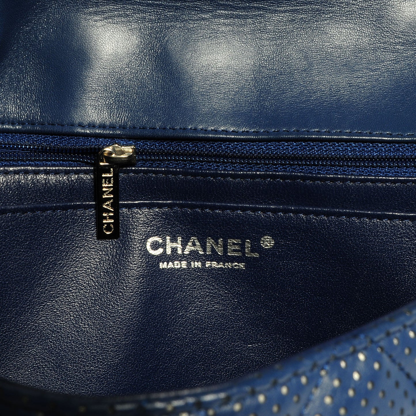 Lambskin Perforated Jumbo Single Flap Blue