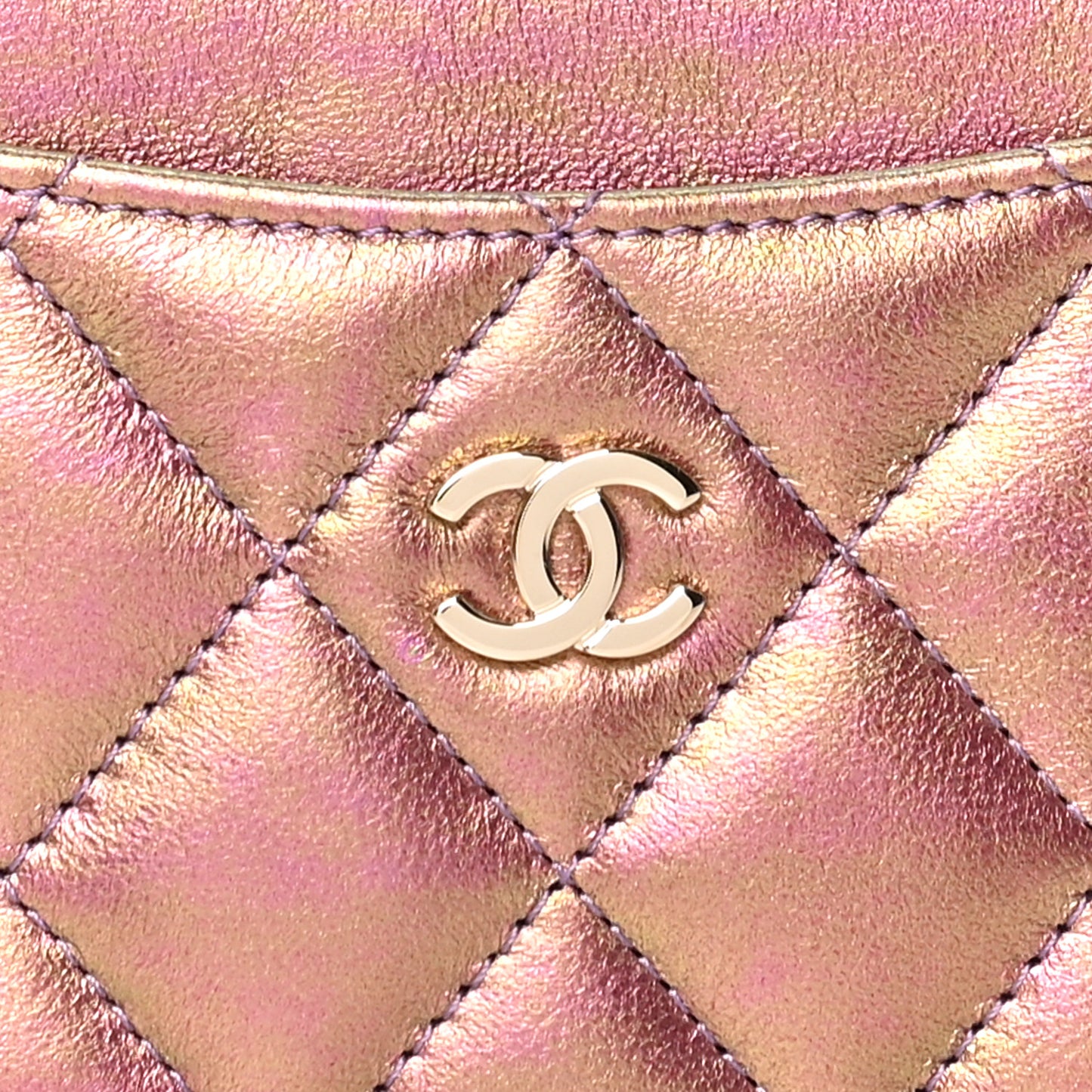 Iridescent Lambskin Quilted Card Holder Purple
