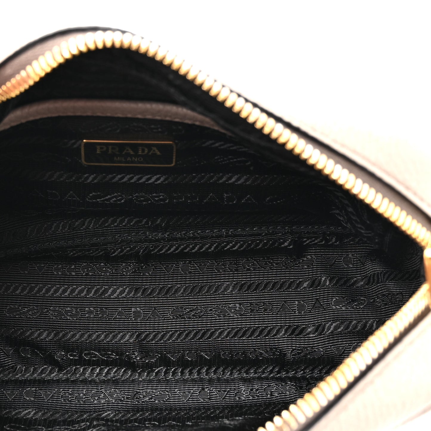 Vitello Daino Camera Bag Argilla