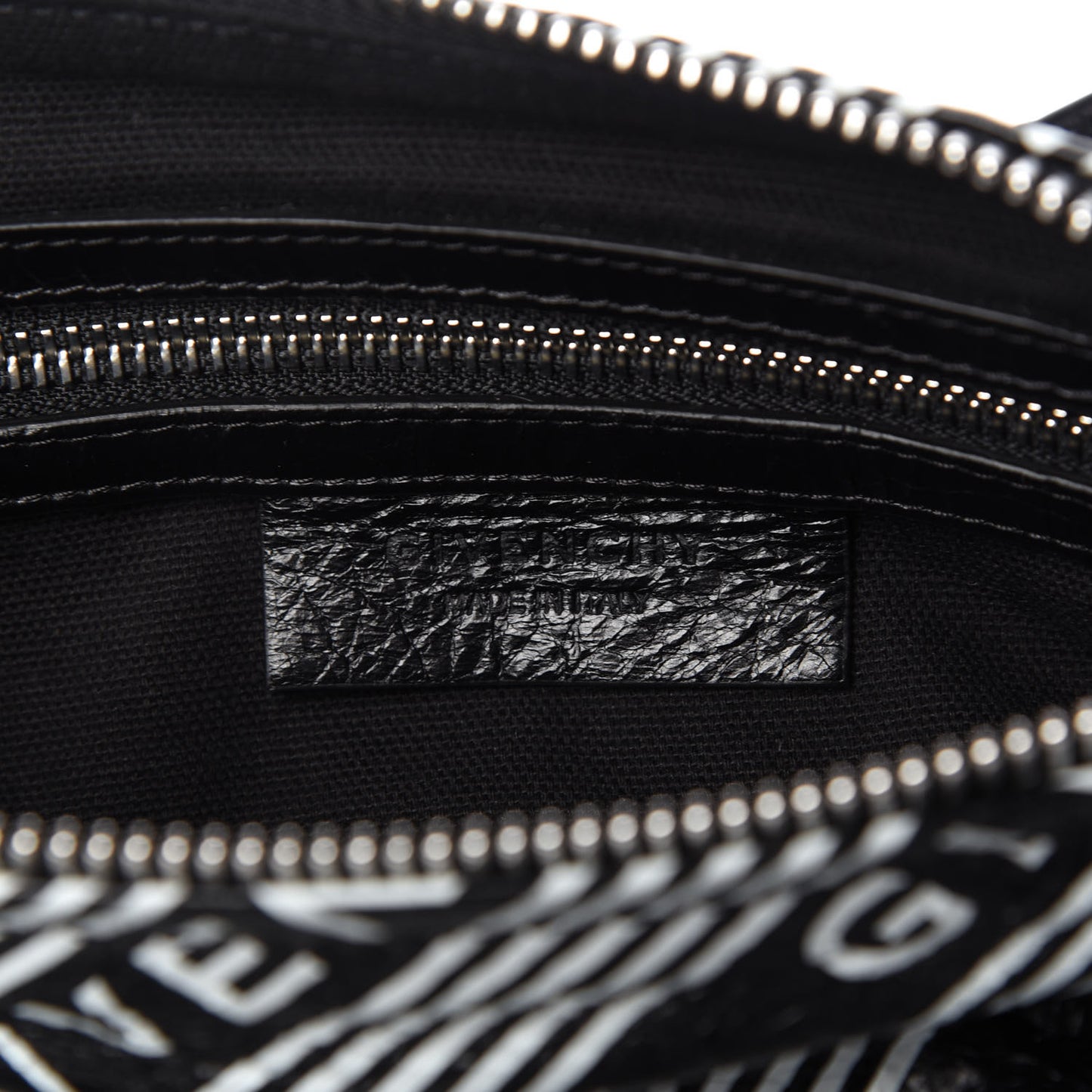 Lambskin Small Logo Pandora Black