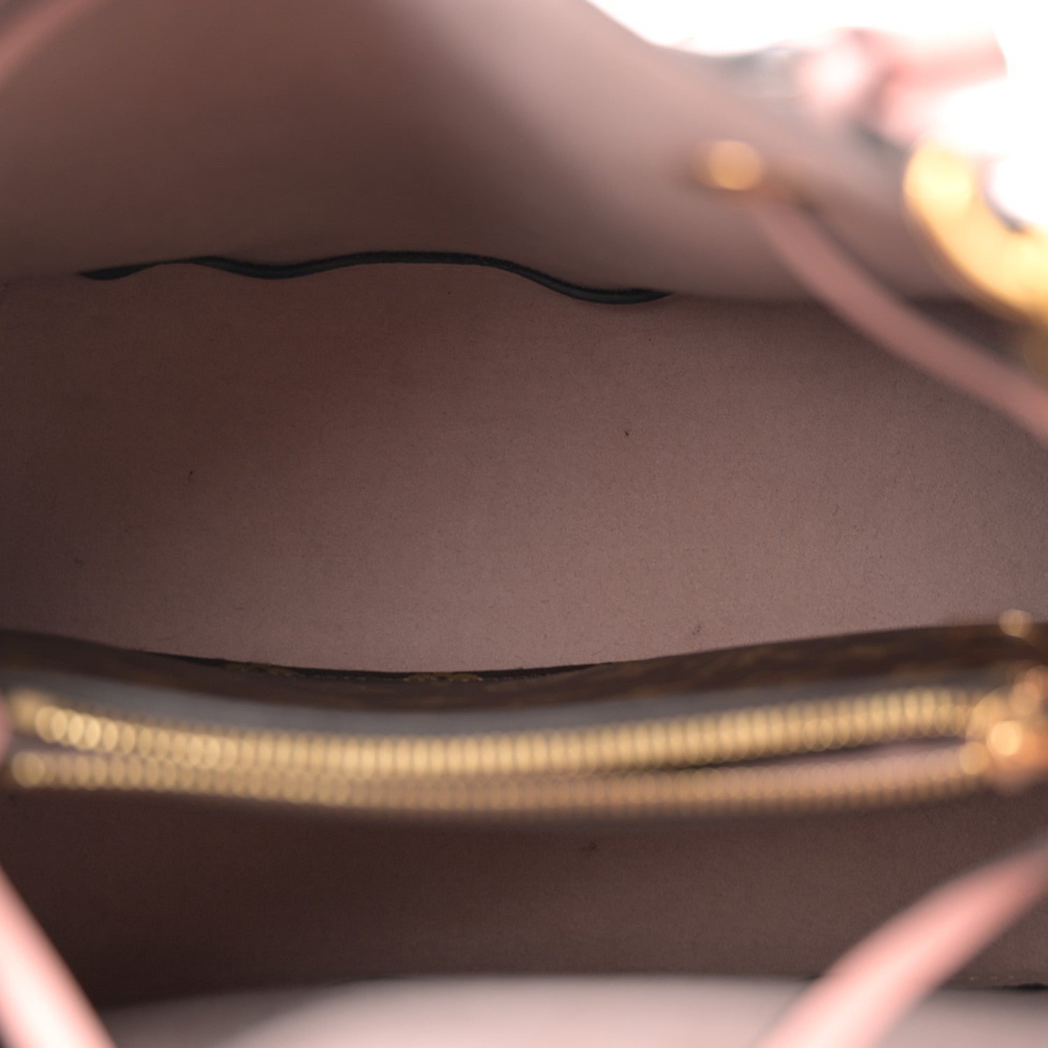 Louis Vuitton Monogram Neonoe MM Rose Poudre 5 of 11