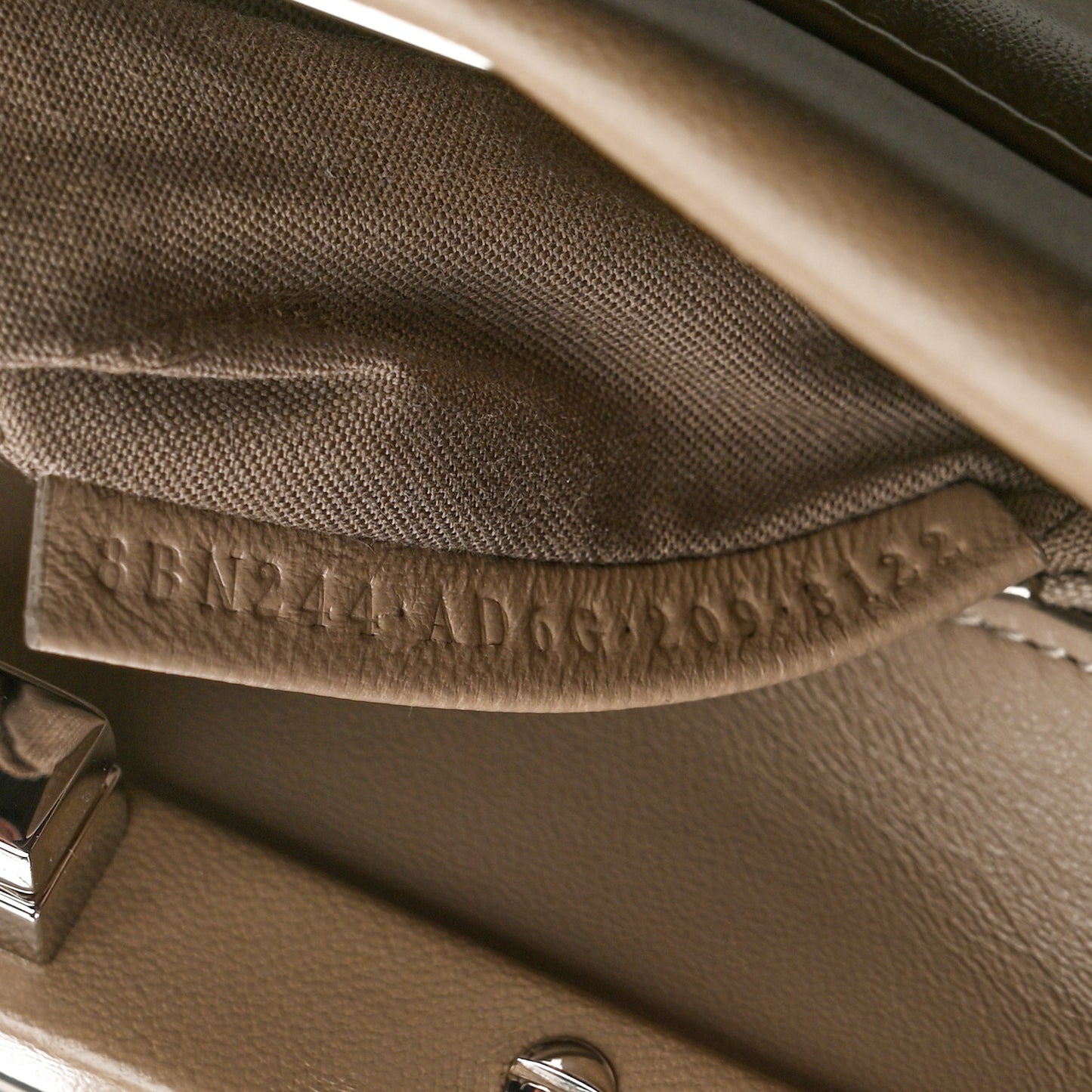 Nappa Mini Peekaboo Iconic Satchel Tortora