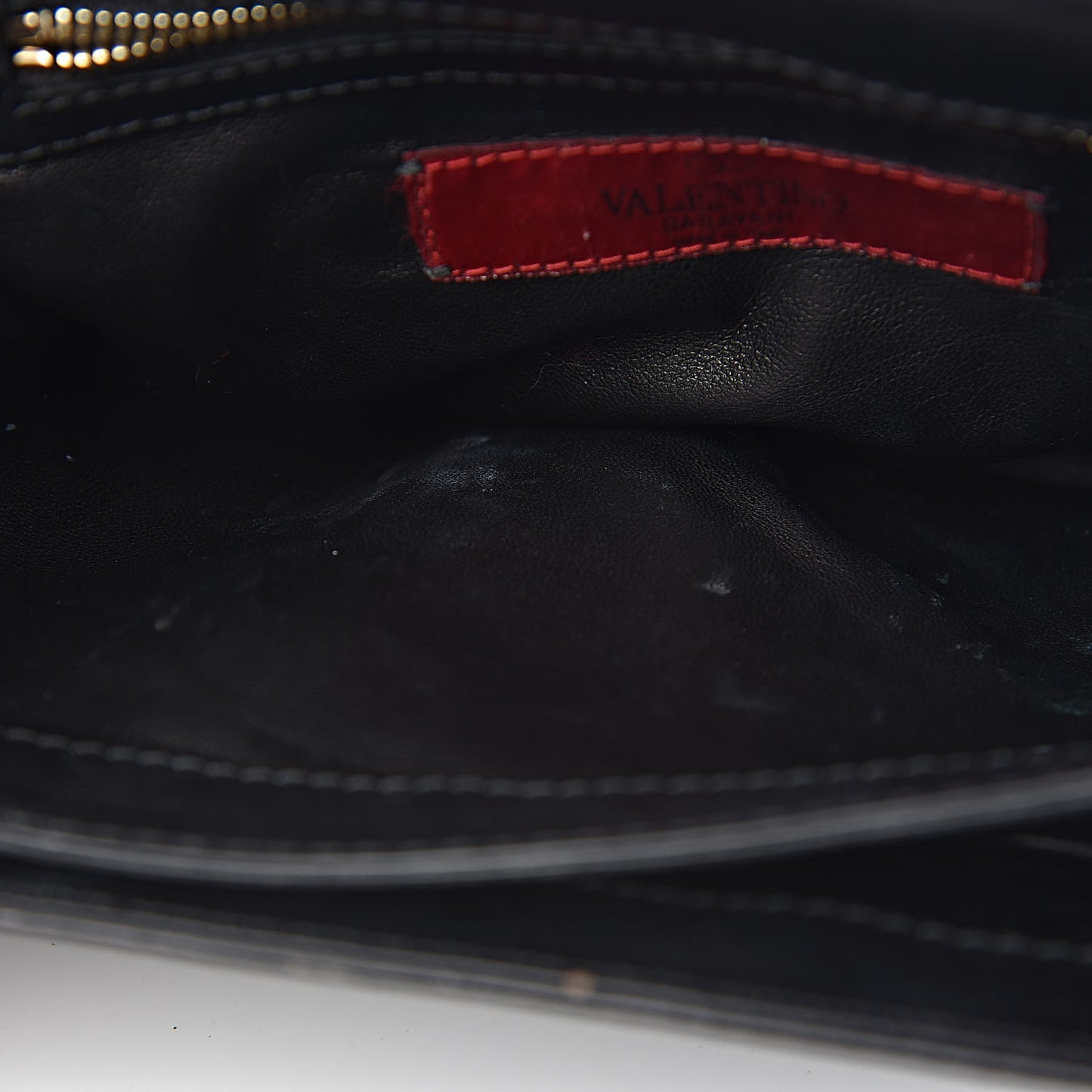 Vitello Flap Accordion Shoulder Flap Black