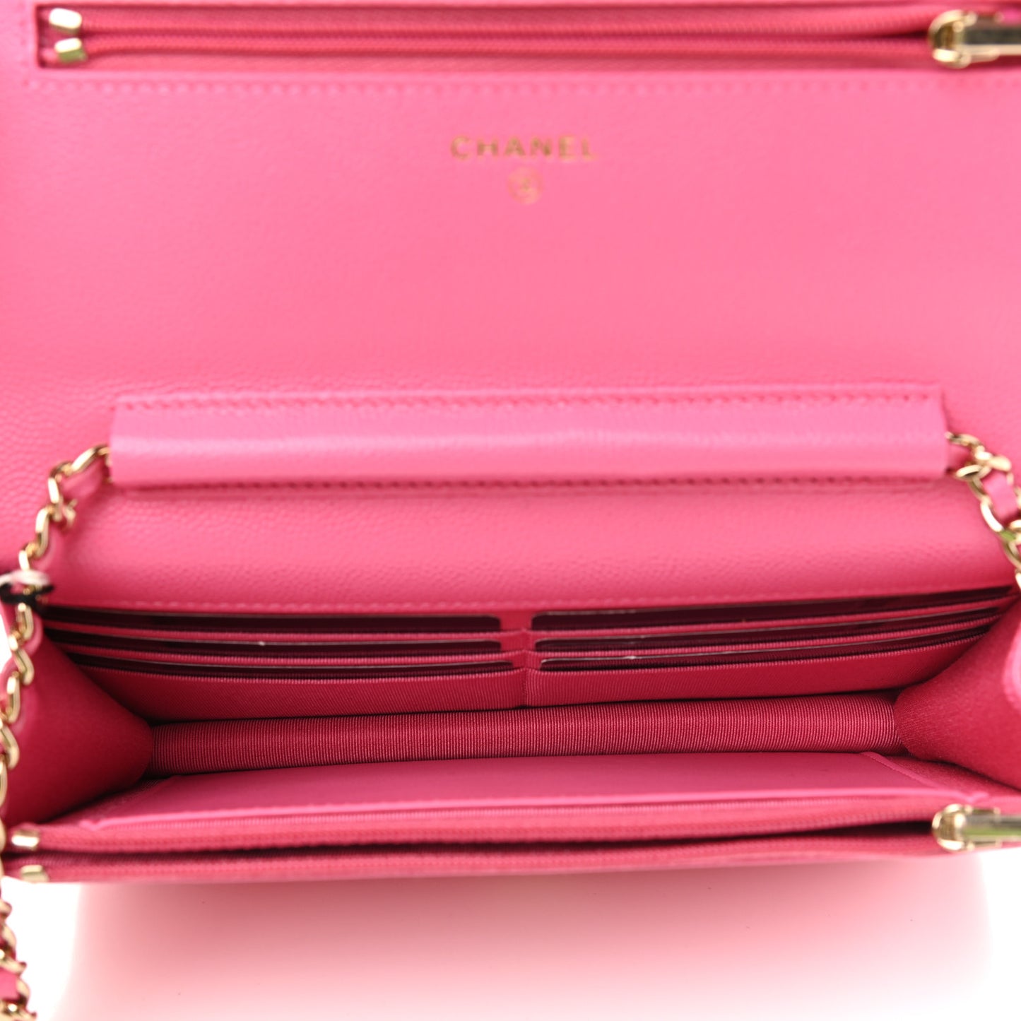 Caviar Quilted Wallet on Chain WOC Pink