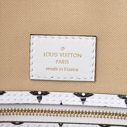 Louis Vuitton Monogram Giant Neverfull MM Kaki 7 of 11