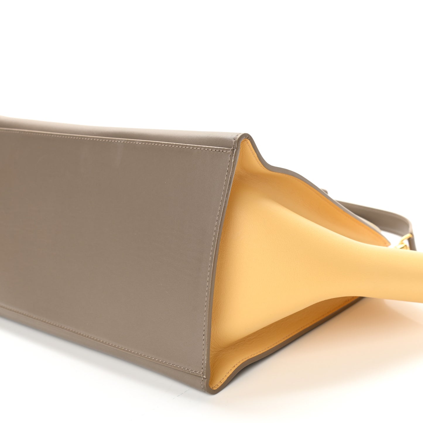 Smooth Calfskin Medium Tri-Color Trapeze Butter