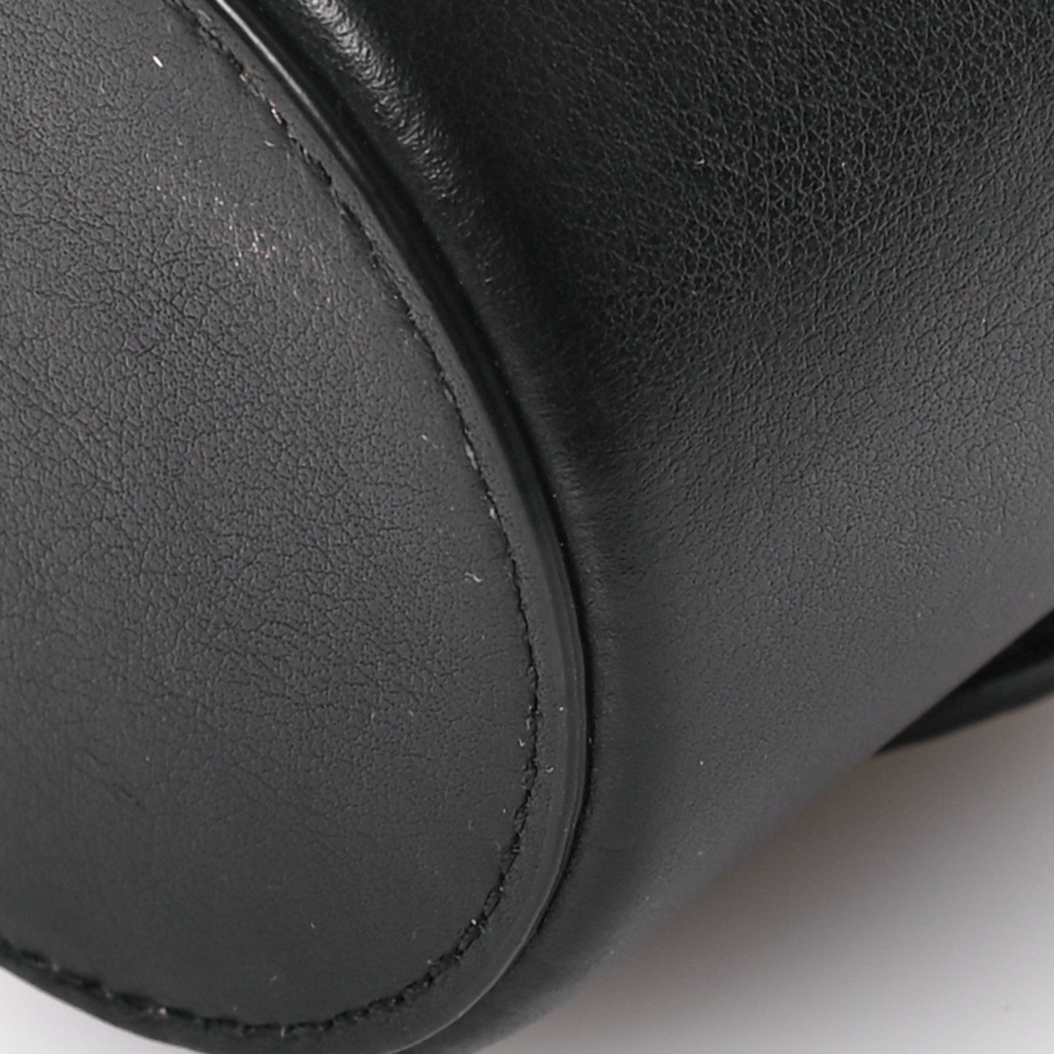 Jacquemus Smooth Calfskin Le Vanity Black 9 of 10