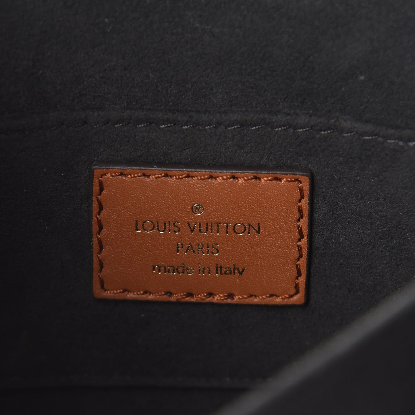 Reverse Monogram Dauphine Mini