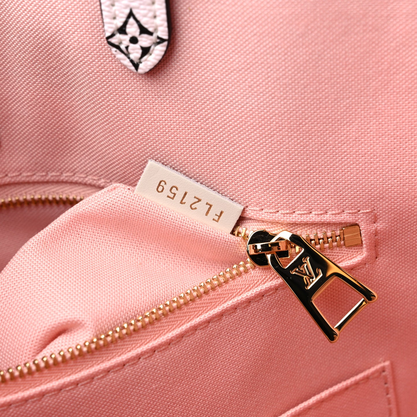 Monogram Giant Onthego GM Rouge Rose