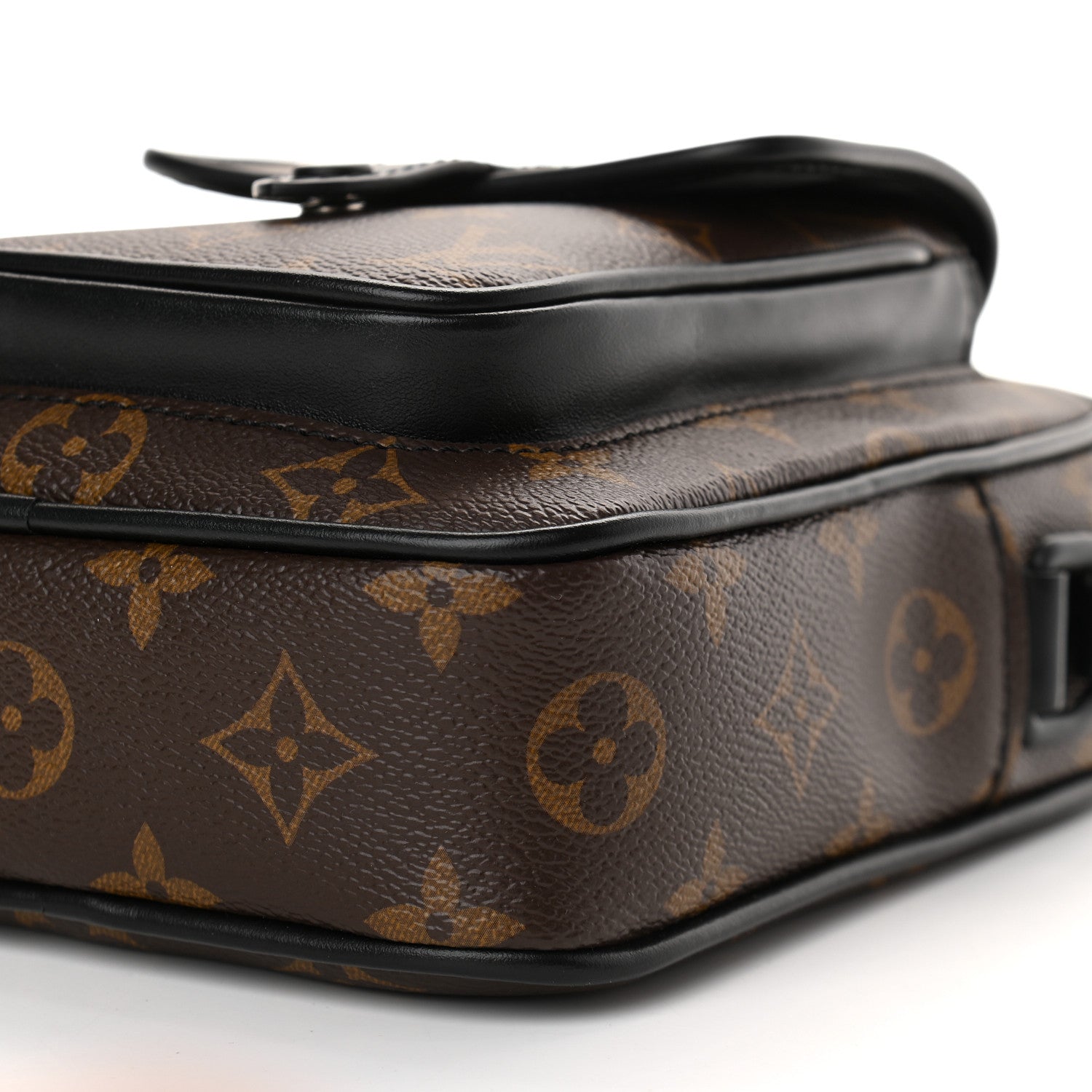 Louis Vuitton Monogram Macassar Christopher Wearable Wallet 8 of 8