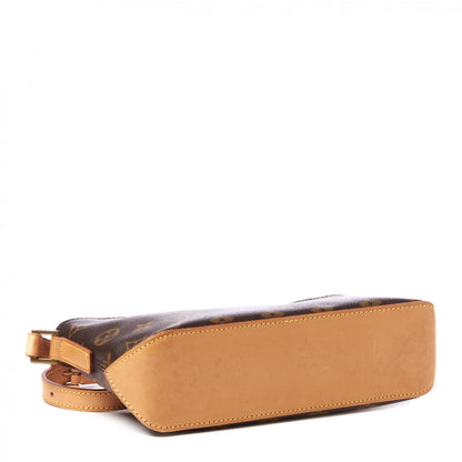 Louis Vuitton Monogram Trotteur 3 of 8