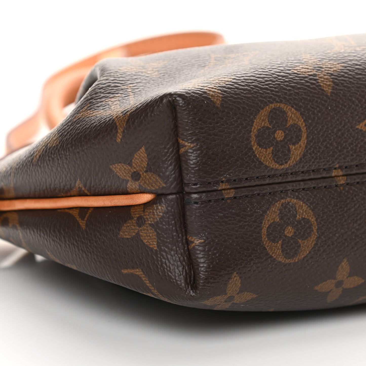 Monogram Nano Turenne