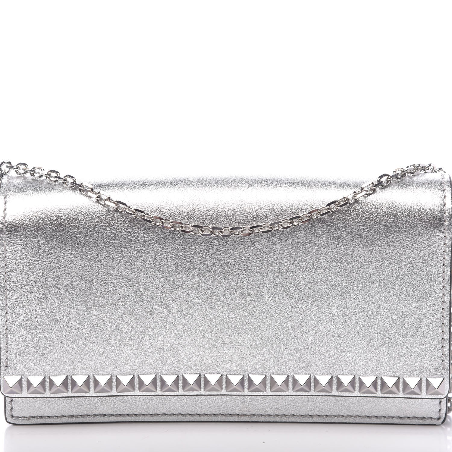Valentino Garavani Metallic Calfskin Rockstud No Limit Wallet On Chain Silver 10 of 10