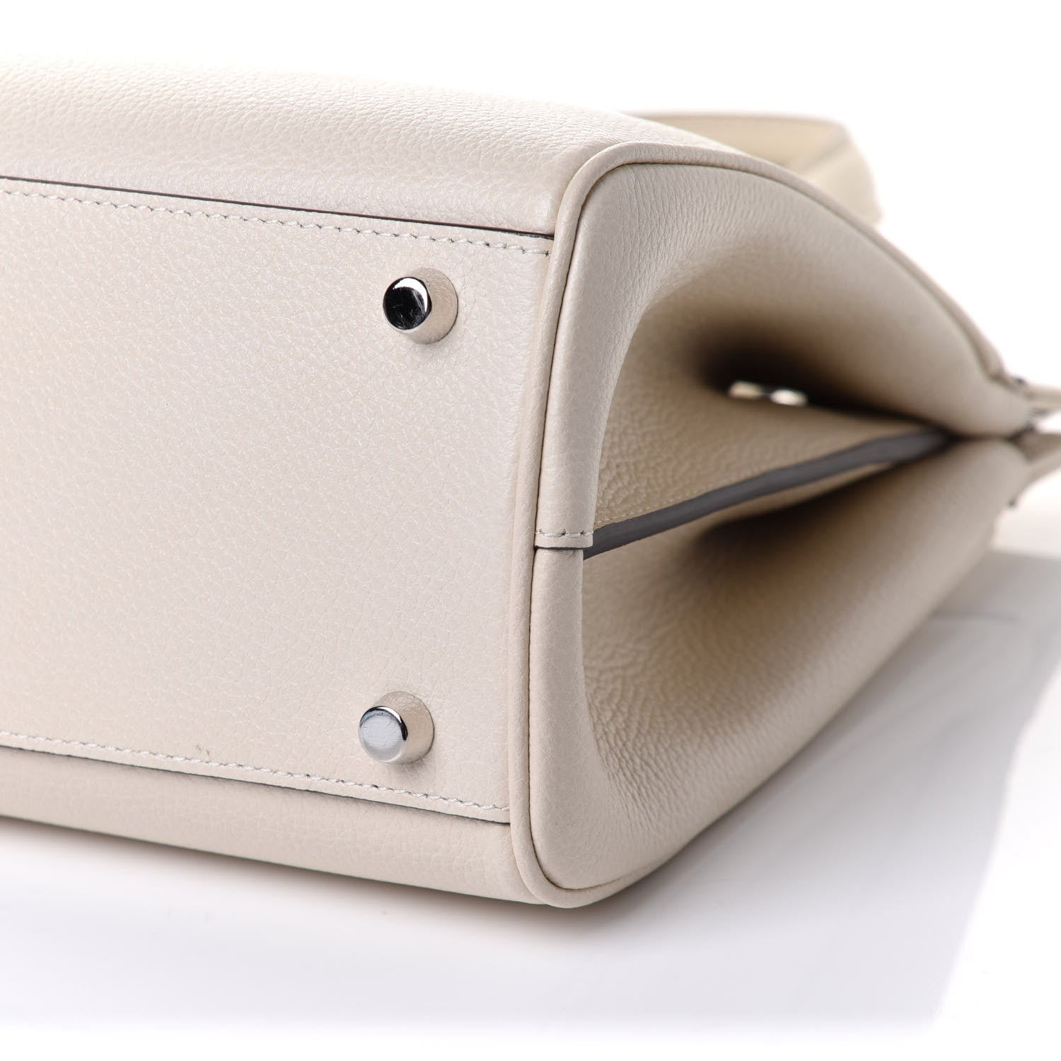 Gucci Grainy Calfskin Small Zumi Top Handle Bag Mystic White 6 of 11