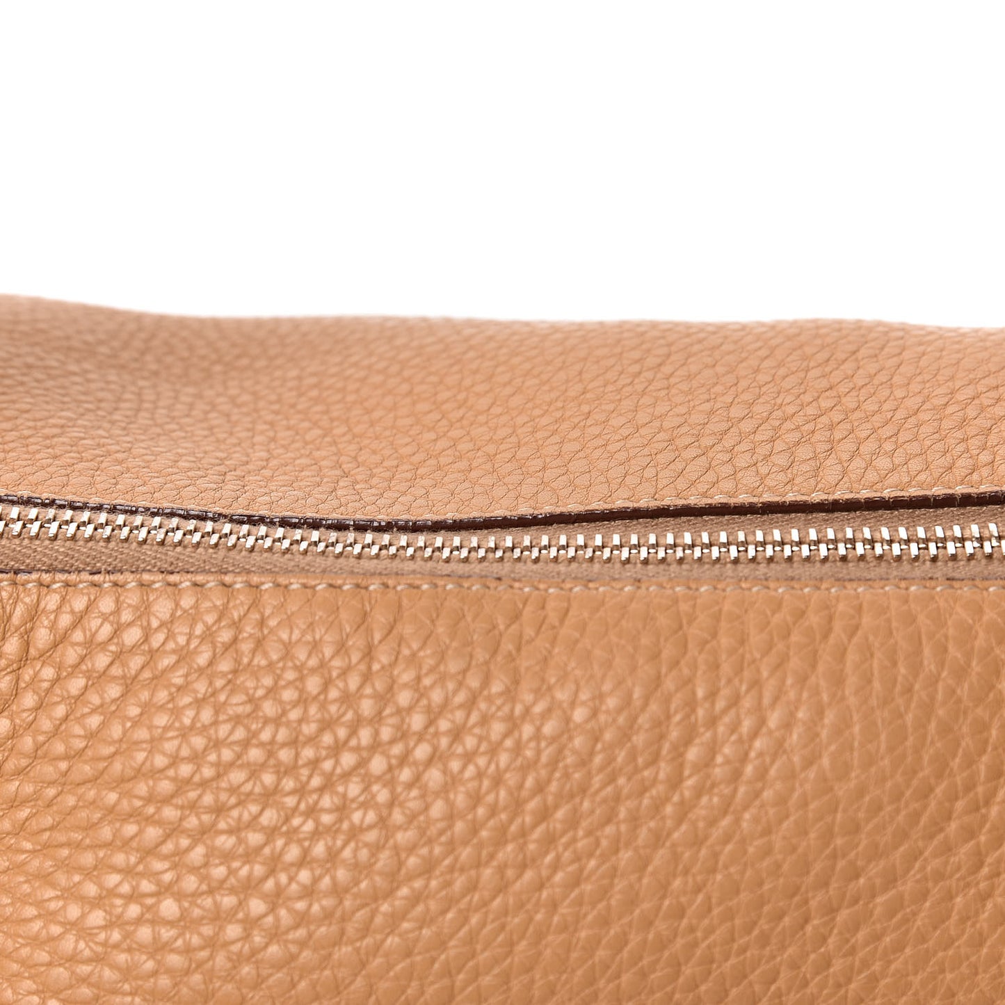 Vitello Daino Shoulder Bag Sabbia
