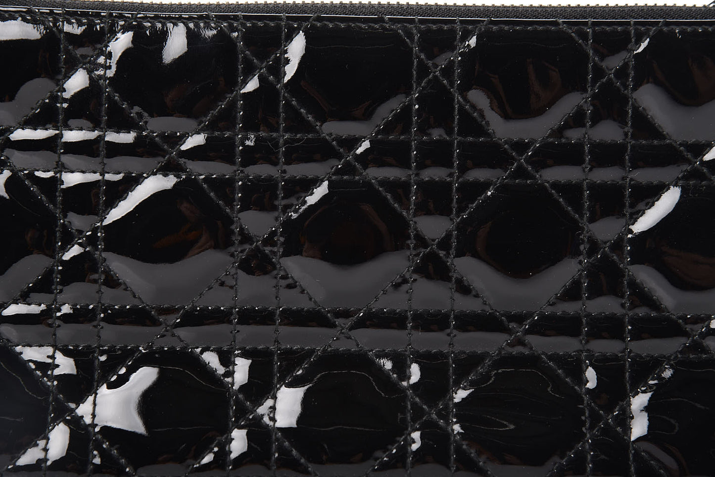 Patent Cannage Chain Pouch Black