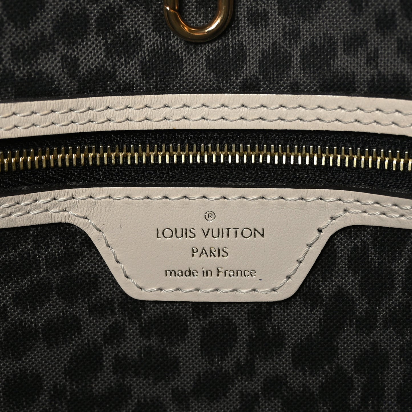 Monogram Giant Wild at Heart Neverfull MM Creme