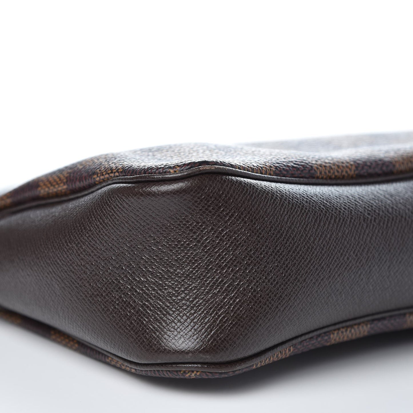 Damier Ebene Trousse Make Up Bag Pochette