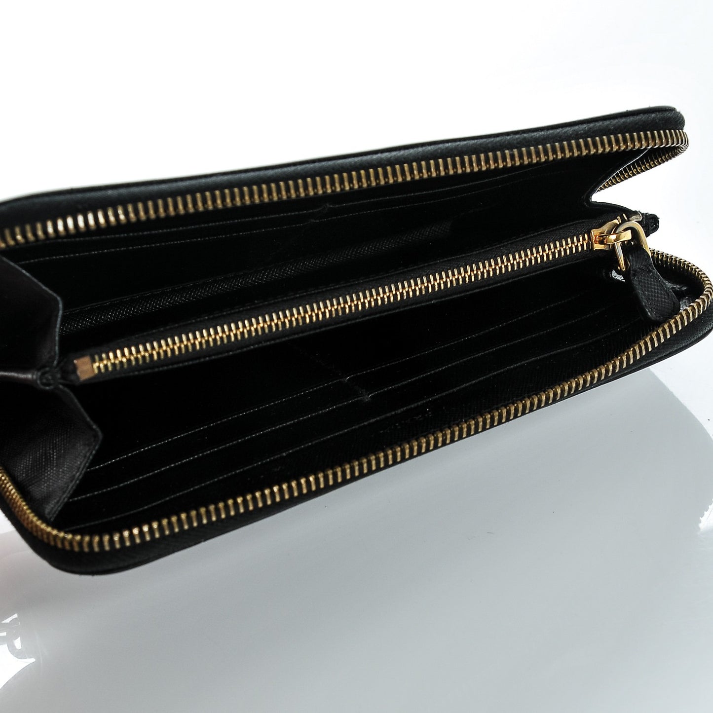 Saffiano Metal Zip Around Wallet Nero Black