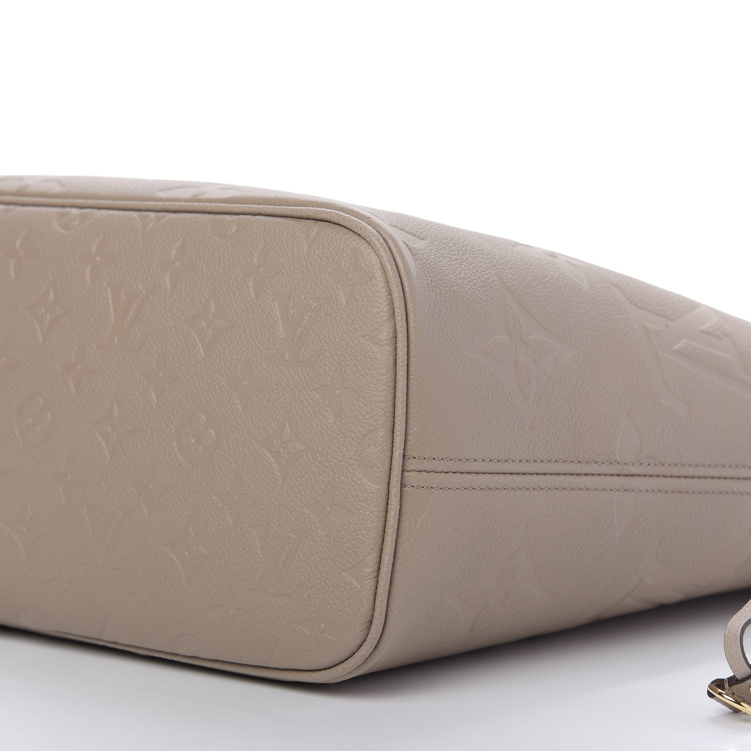 Louis Vuitton Empreinte Monogram Giant Neverfull MM Tourterelle 7 of 9