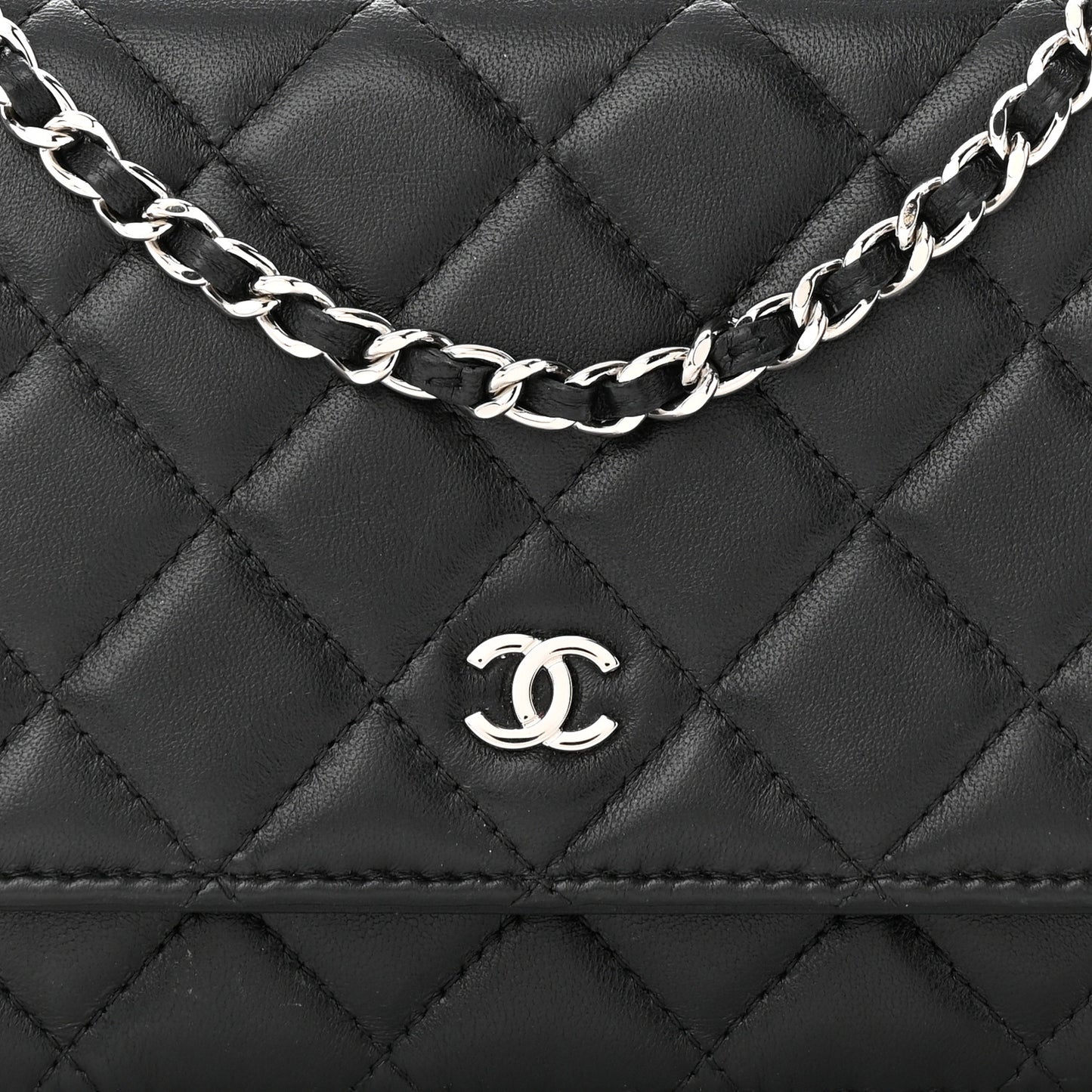 Lambskin Quilted Wallet On Chain WOC Black