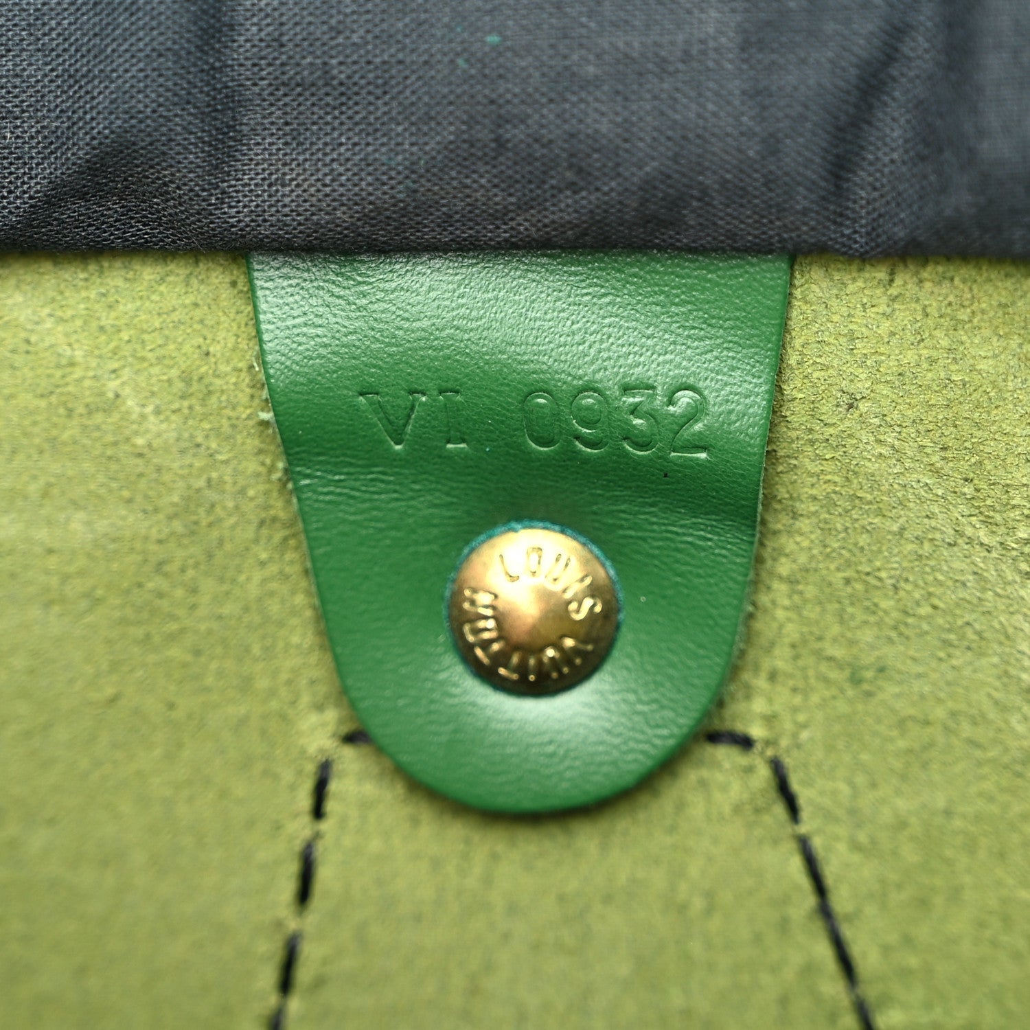 Louis Vuitton Epi Speedy 30 Borneo 7 of 13